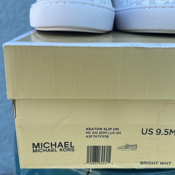 (NEW) Michael Michael Kors Women's Keaton Slip-On - Picture 5 of 10